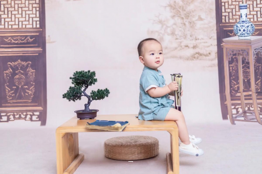 磁县孕妇几个月胸部变大